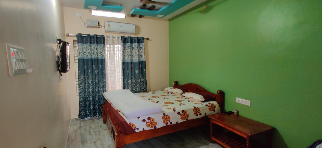 Akash Homestay Hampi Eksteriør bilde