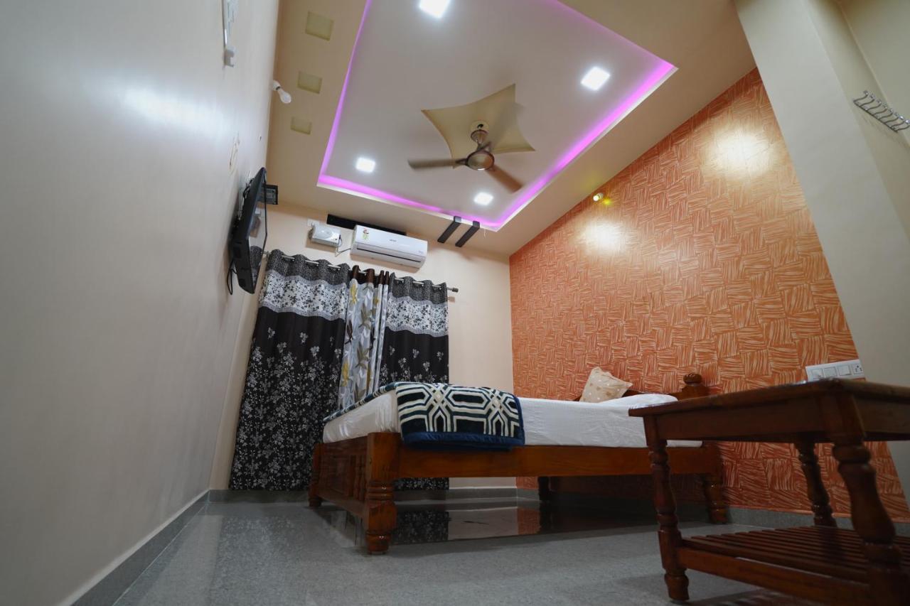 Akash Homestay Hampi Eksteriør bilde