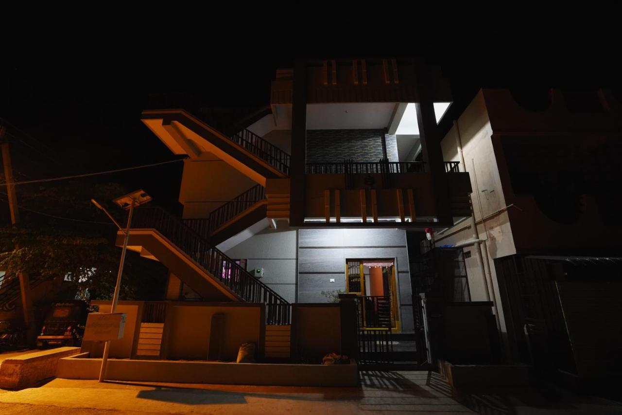 Akash Homestay Hampi Eksteriør bilde
